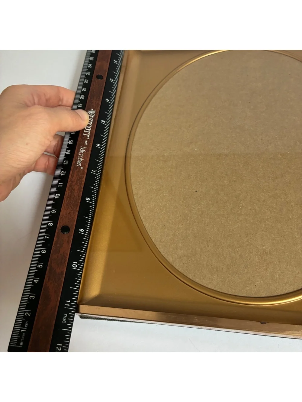 Vintage Gold Metal Picture Frame 11x9 Oval Opening Mid Century Tabletop Wall